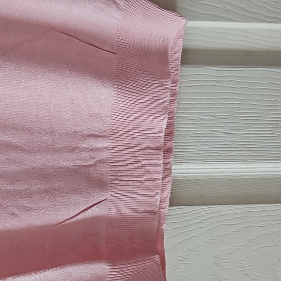 UNIQ, NWT, Long Sleeve Lightweight Sweater, Cutout Detail,S/M,Pink - Picture 7 of 9